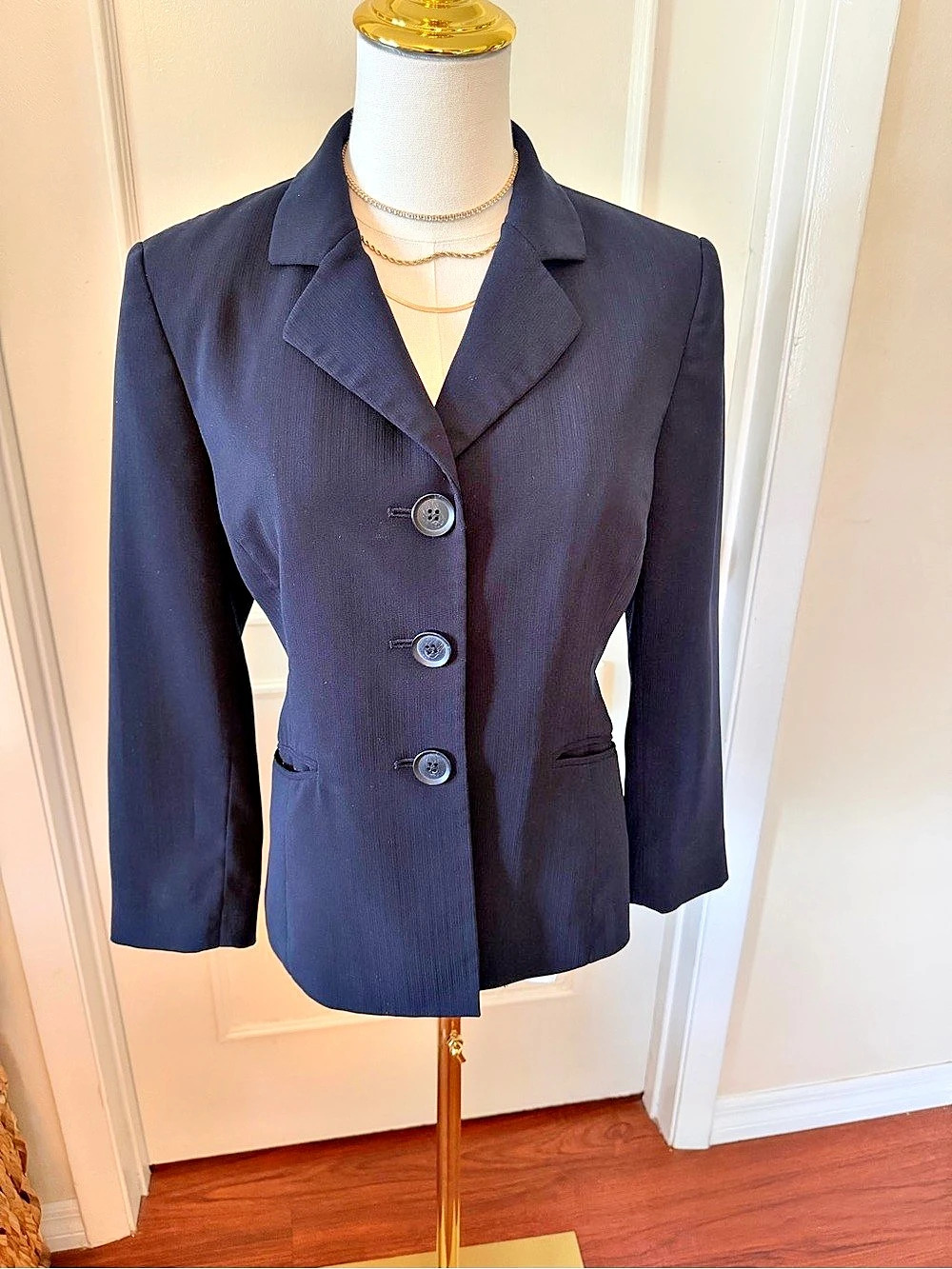 Kasper Navy Blue Tailored Three Button Blazer Petite Size 6P
